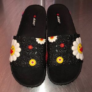 Flower power slides size 41 never worn!